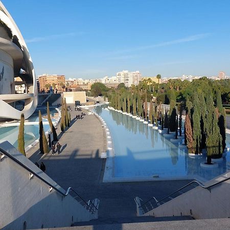 Lyesblb Aparthotel Valencia Exterior photo