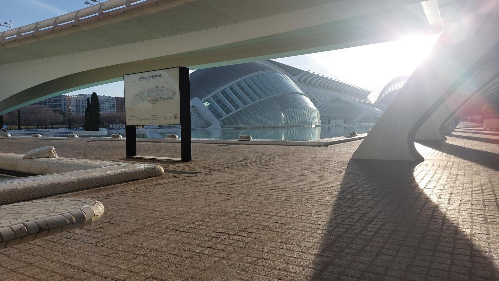 Lyesblb Aparthotel Valencia Exterior photo