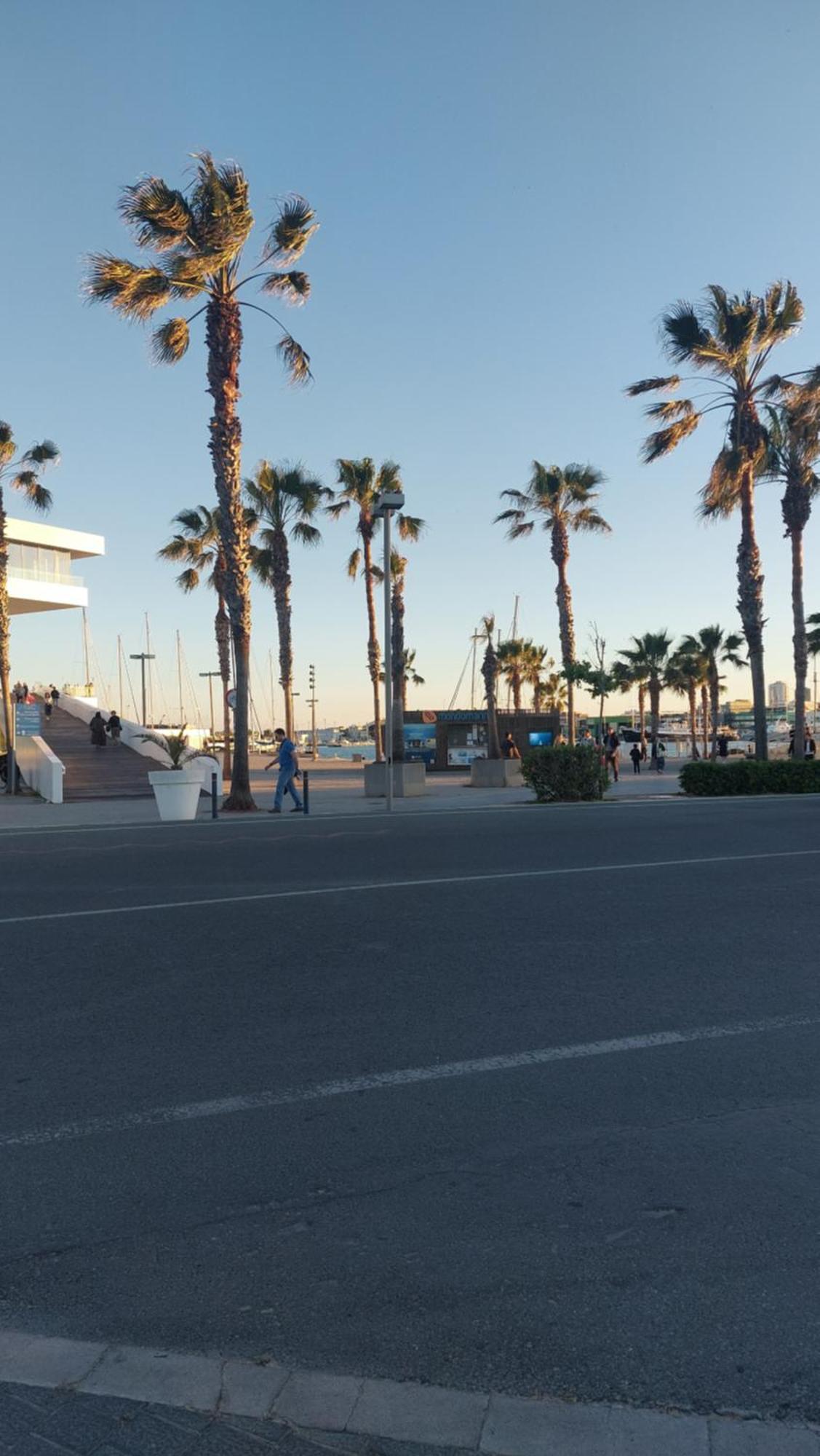 Lyesblb Aparthotel Valencia Exterior photo
