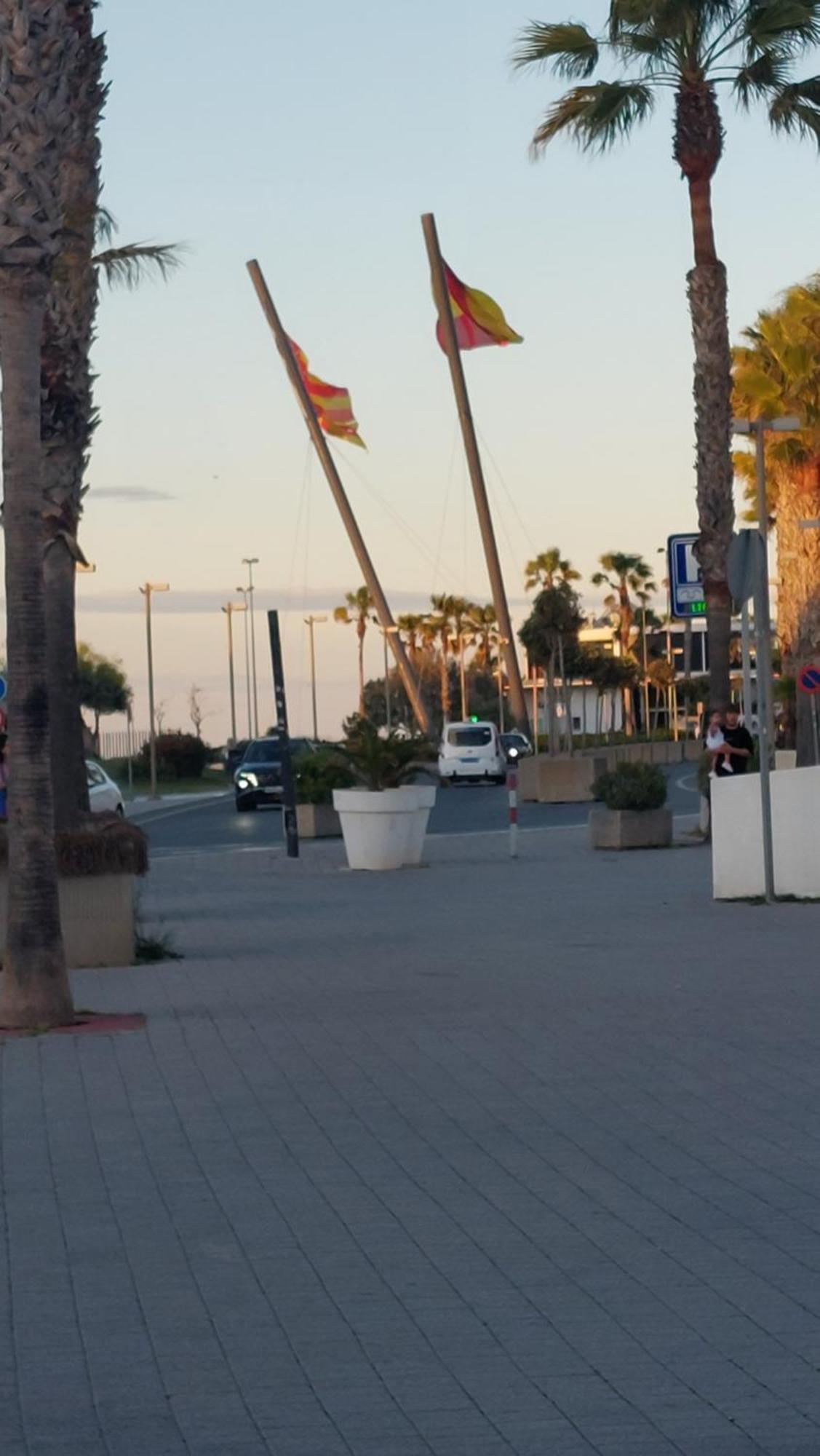 Lyesblb Aparthotel Valencia Exterior photo